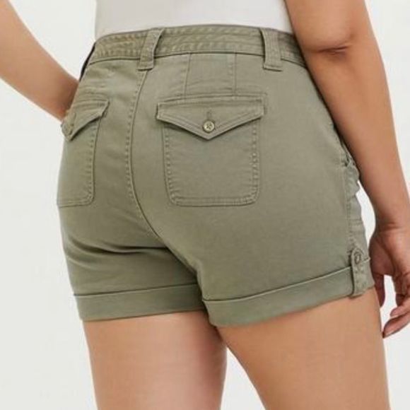 Torrid Olive Green 3.5 Inch Military Stretch Twill Mid-rise Shorts Plus Size 24 - Picture 3 of 13